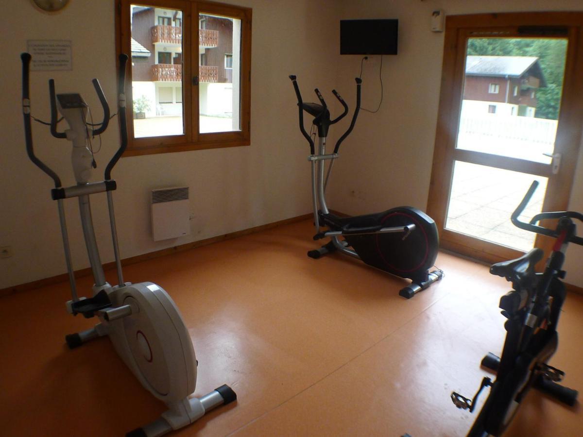 Studio Mansarde Avec Balcon, Piscine Et Parking Souterrain A Samoens - Fr-1-629-92 Luaran gambar