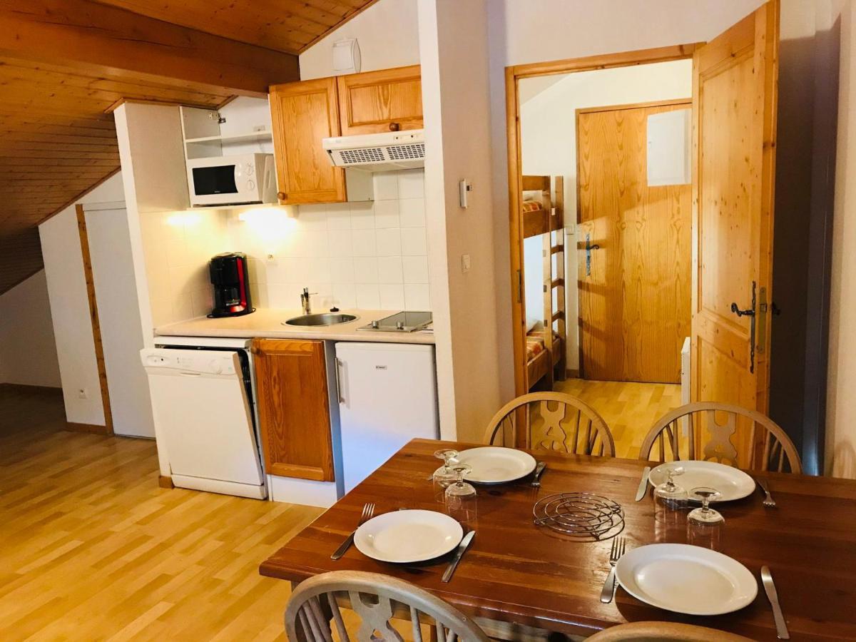 Studio Mansarde Avec Balcon, Piscine Et Parking Souterrain A Samoens - Fr-1-629-92 Luaran gambar
