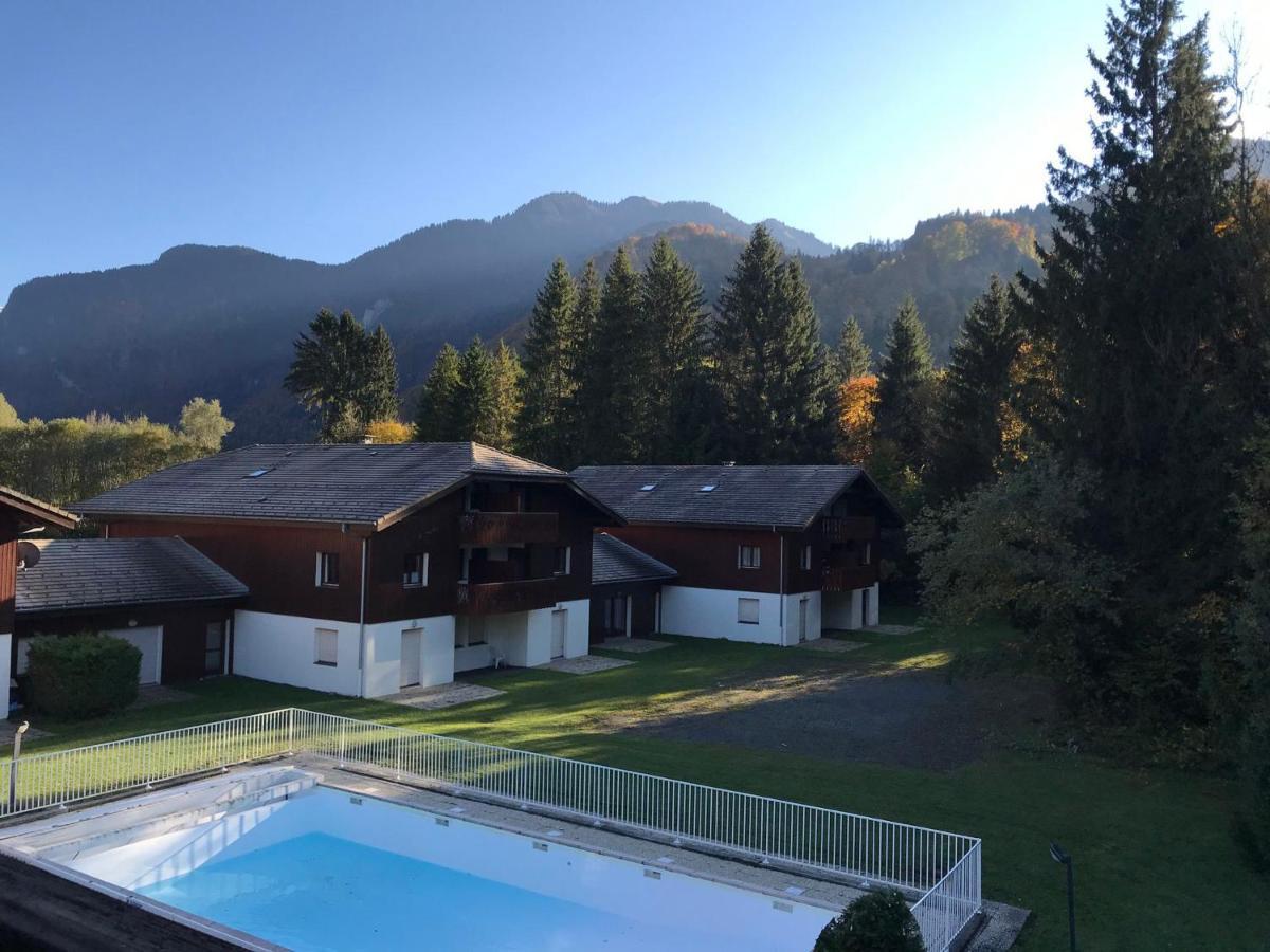 Studio Mansarde Avec Balcon, Piscine Et Parking Souterrain A Samoens - Fr-1-629-92 Luaran gambar